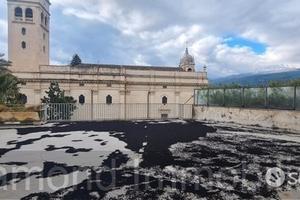 Due appartamenti con piano ammezzato a fiumefreddo