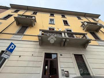 2 LOCALI A MILANO