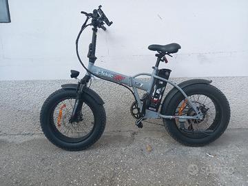 bicicletta elettrica 