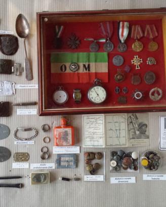 Militaria