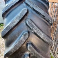 Pneumatico trattore 480/65R28 Michelin