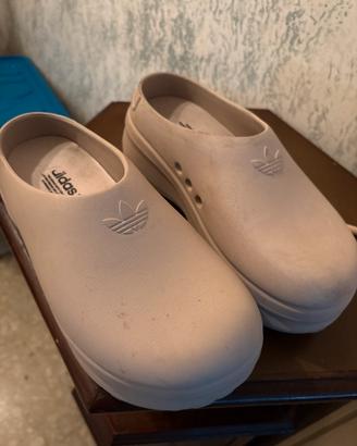 Scarpe adidas oroginals stile crocs