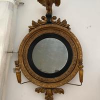 Specchio antico con acquila