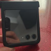 Motorola razr 40 ultra danneggiato