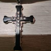 Collana con crocifisso