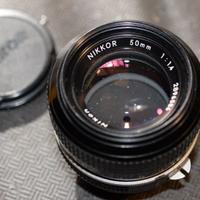 Nikon 50mm f1,4   MF