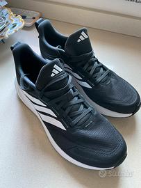 Scarpe running adidas