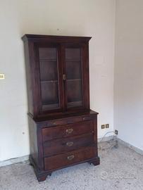 vetrina doppio corpo arte povera legno noce 1900