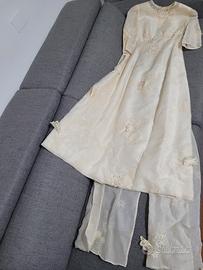 Vestito da sposa vintage con strascico e Kimono 