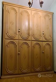 Armadio vintage 4 ante in legno massiccio