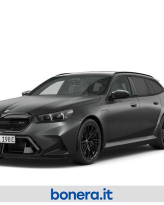 BMW M5 Touring 4.4 727cv auto