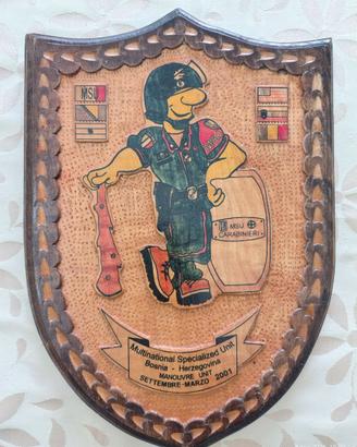Crest in legno Multinational Specialized Unit 2001