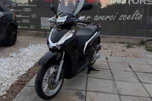 Honda SH 300 i
