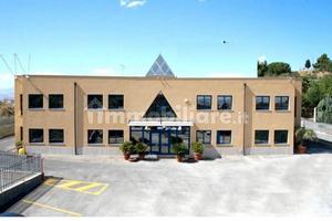 Capannone magazzino azienda