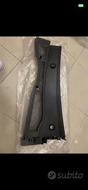 Sgocciolatoio tergicristallo sinistro peugeot 208