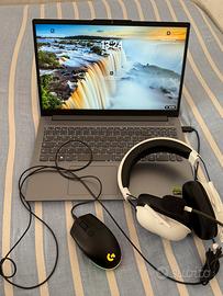 Pc Lenovo LOQ  ESSENTIAL 15 + cuffie + mouse