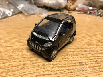 Smart Maisto 1/33