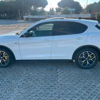 Alfa Romeo Stelvio Executive
