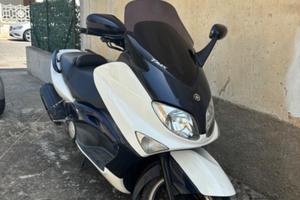 Yamaha T Max 500