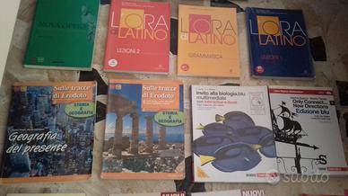 Libri scolastici per scuole medie e superiori