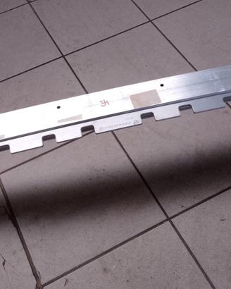 TRAVERSA PARAURTI POSTERIORE BMW 520D touring 2023