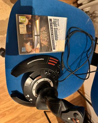 joystick Thrustmaster T.Flight Stick X + gioco