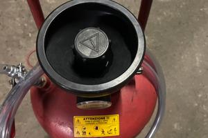 Rifornimento olio cambio