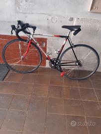 bicicletta corsa Basso 