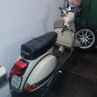 vespa 200 px