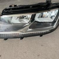 Faro Volkswagen Tiguan Sx