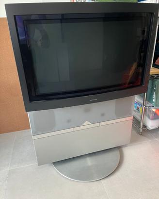 B&O avant e telecomando Beo4