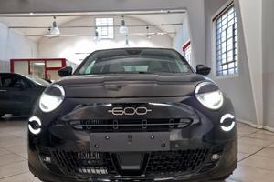 Fiat 600 LA PRIMA 1.2 Hybrid 110cv Automatic