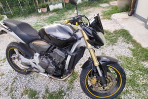 Honda hornet anno 2008