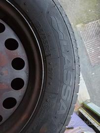 Gomme auto 195/65R15