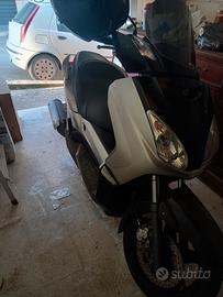 Honda xmax 250 2010