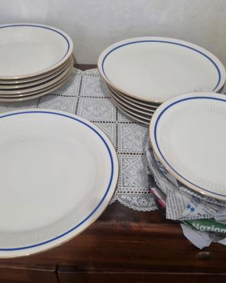 Servizio piatti  vintage Tognana in porcellana