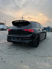 GOLF 8.5 R BLACK EDITION