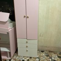 Armadio con cassettiera e cassettiera