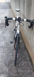 bicicletta da corsa in carbonio Ridley