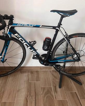 Bici da corsa Focus Izalco Team SL taglia M