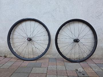 ruote fulcrum 818 db