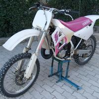 Yamaha YZ 125