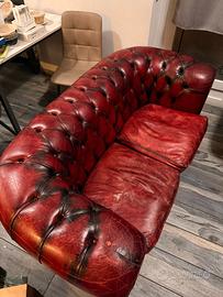 Divano Chesterfield Vintage in Pelle Rossa