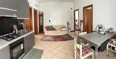 3 camere singole ben arredate in BORGO ROMA