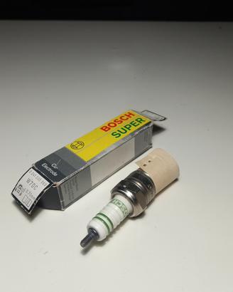 Candela auto Super Bosh W7DC 0241235563