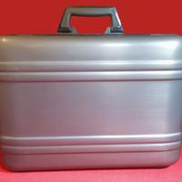 Valigetta businnes Halliburton