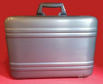 Valigetta businnes Halliburton