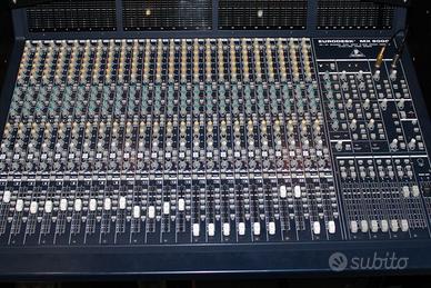Mixer Eurodesk Behringer MX 9000