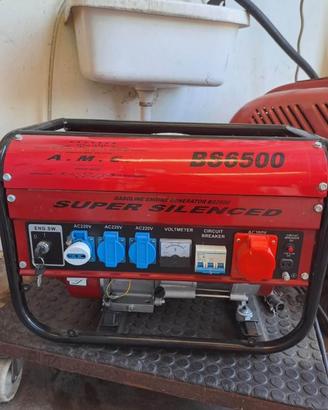 GENERATORE DI CORRENTE SIA 220 che 380