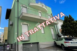 2 LOCALI A RIMINI